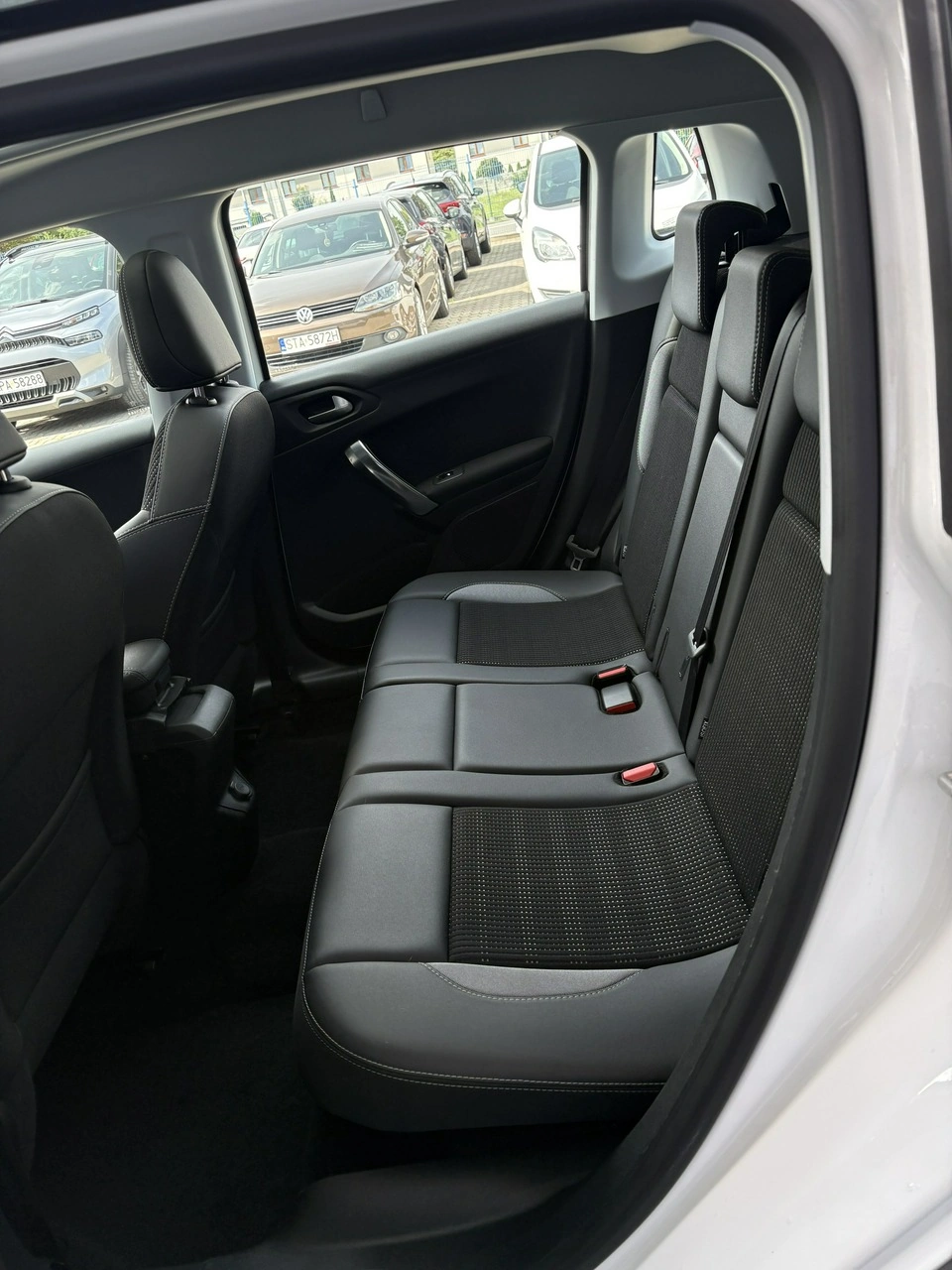 Peugeot 2008 - Zdjęcie 16