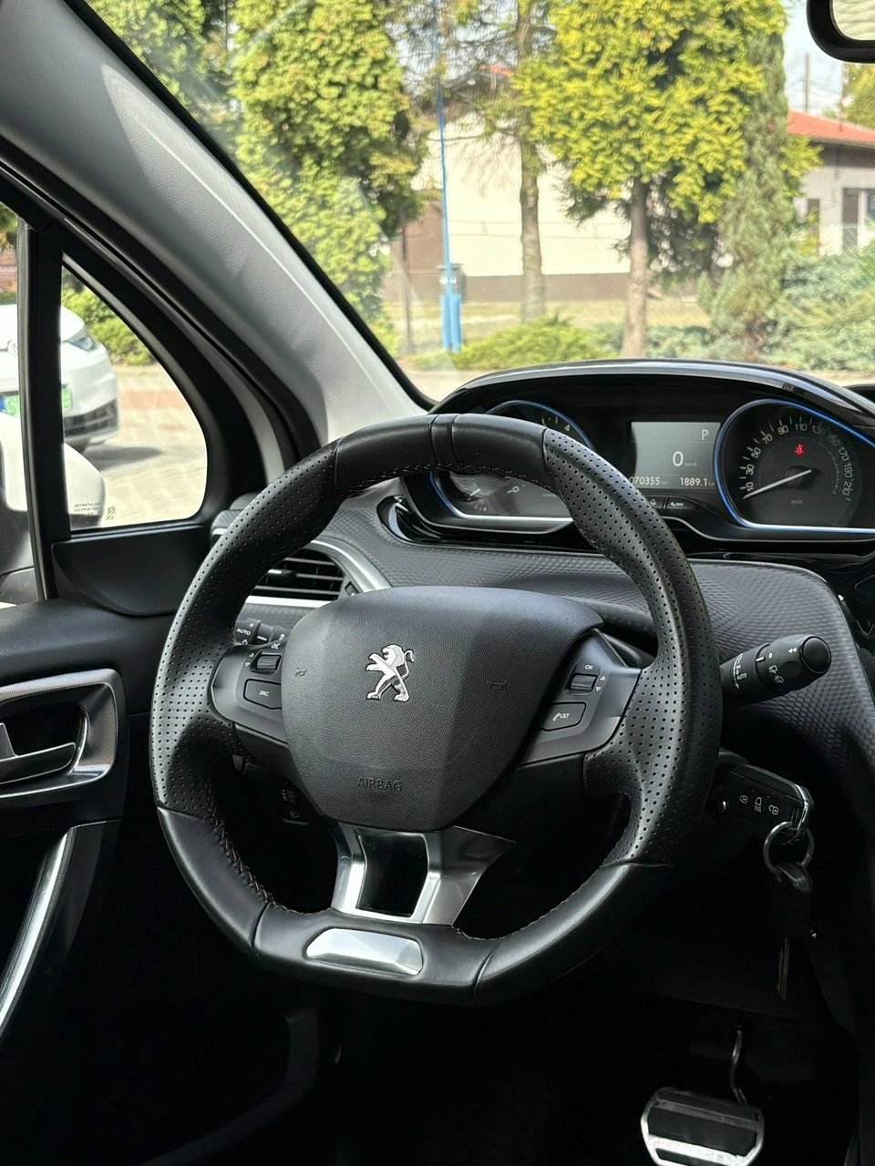 Peugeot 2008 - Zdjęcie 19