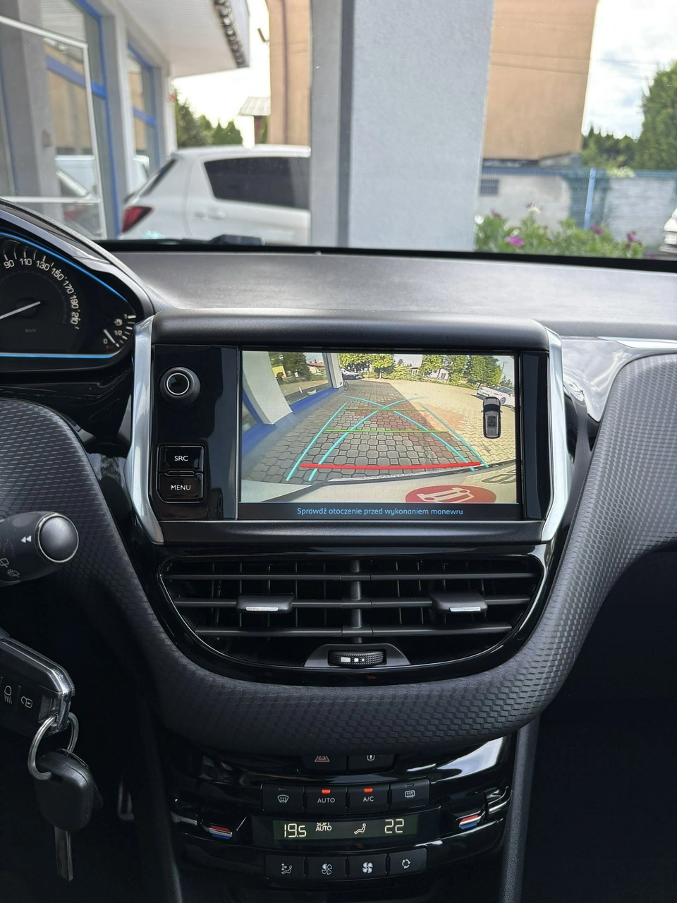 Peugeot 2008 - Zdjęcie 22