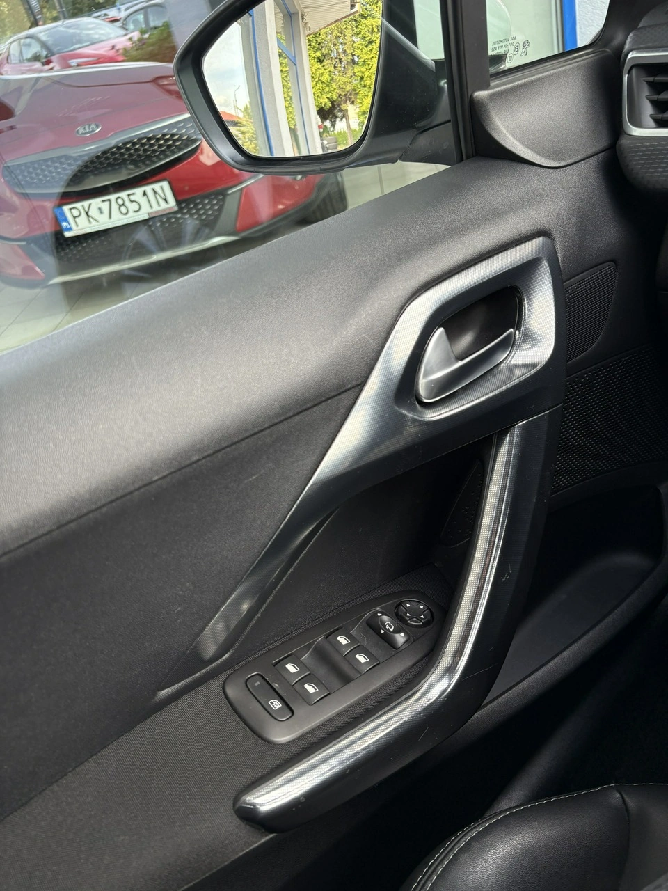 Peugeot 2008 - Zdjęcie 28