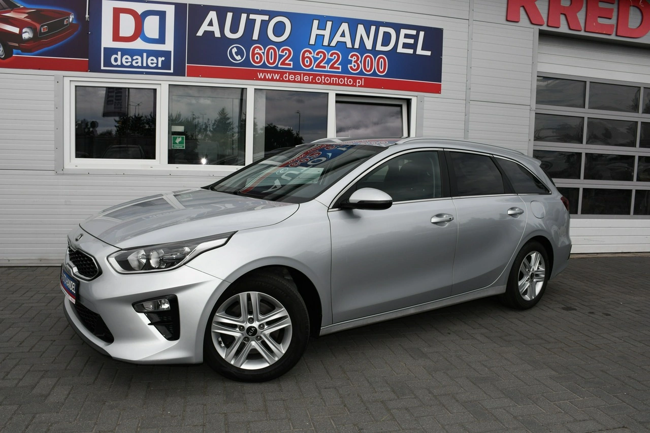 Kia Ceed - Zdjęcie 9