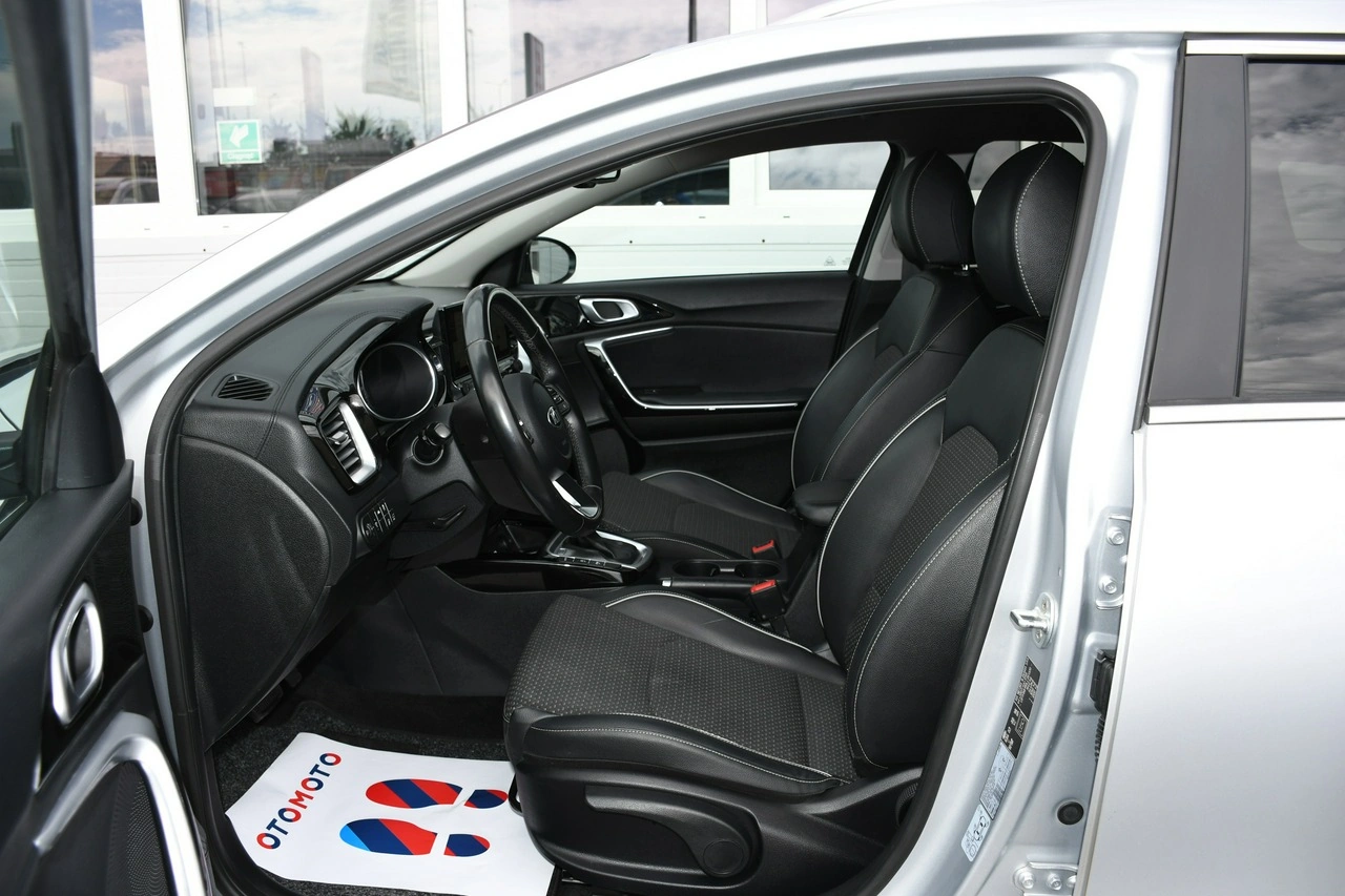 Kia Ceed - Zdjęcie 18