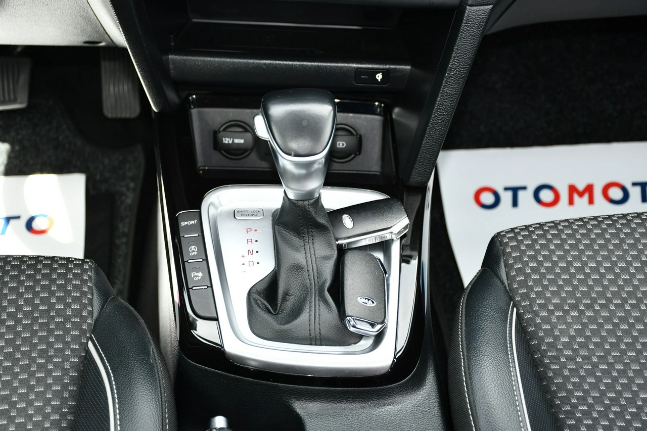 Kia Ceed - Zdjęcie 25