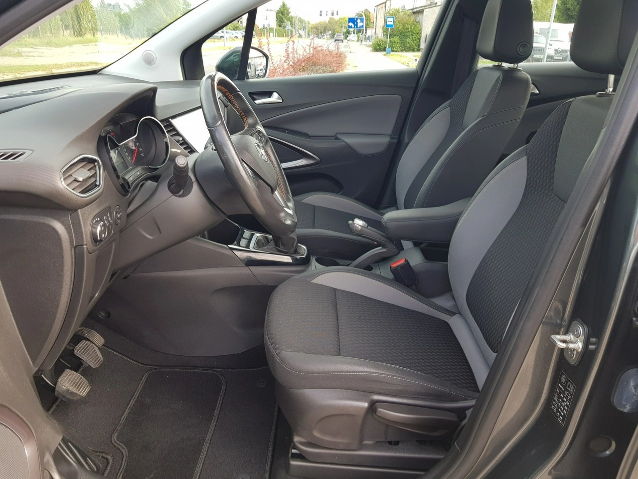 Opel Crossland X - Zdjęcie 8