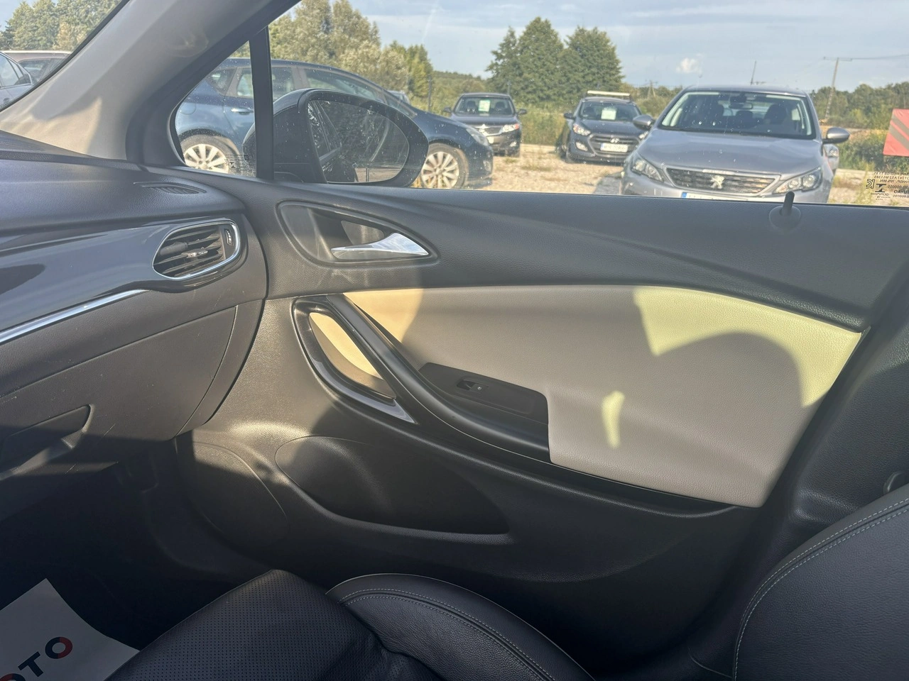 Opel Astra - Zdjęcie 29