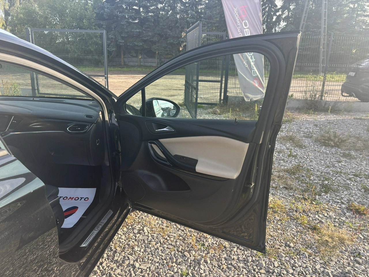 Opel Astra - Zdjęcie 39