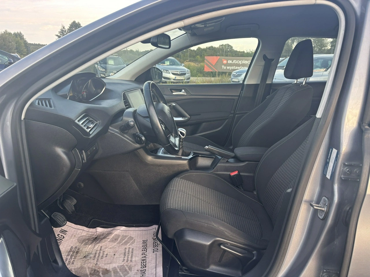 Peugeot 308 SW - Zdjęcie 18