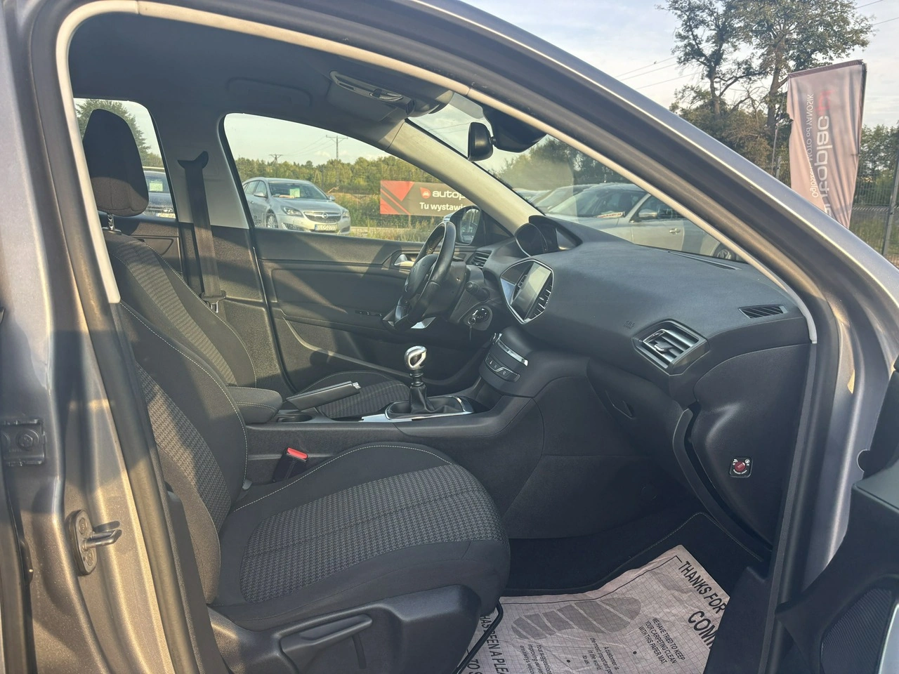 Peugeot 308 SW - Zdjęcie 38