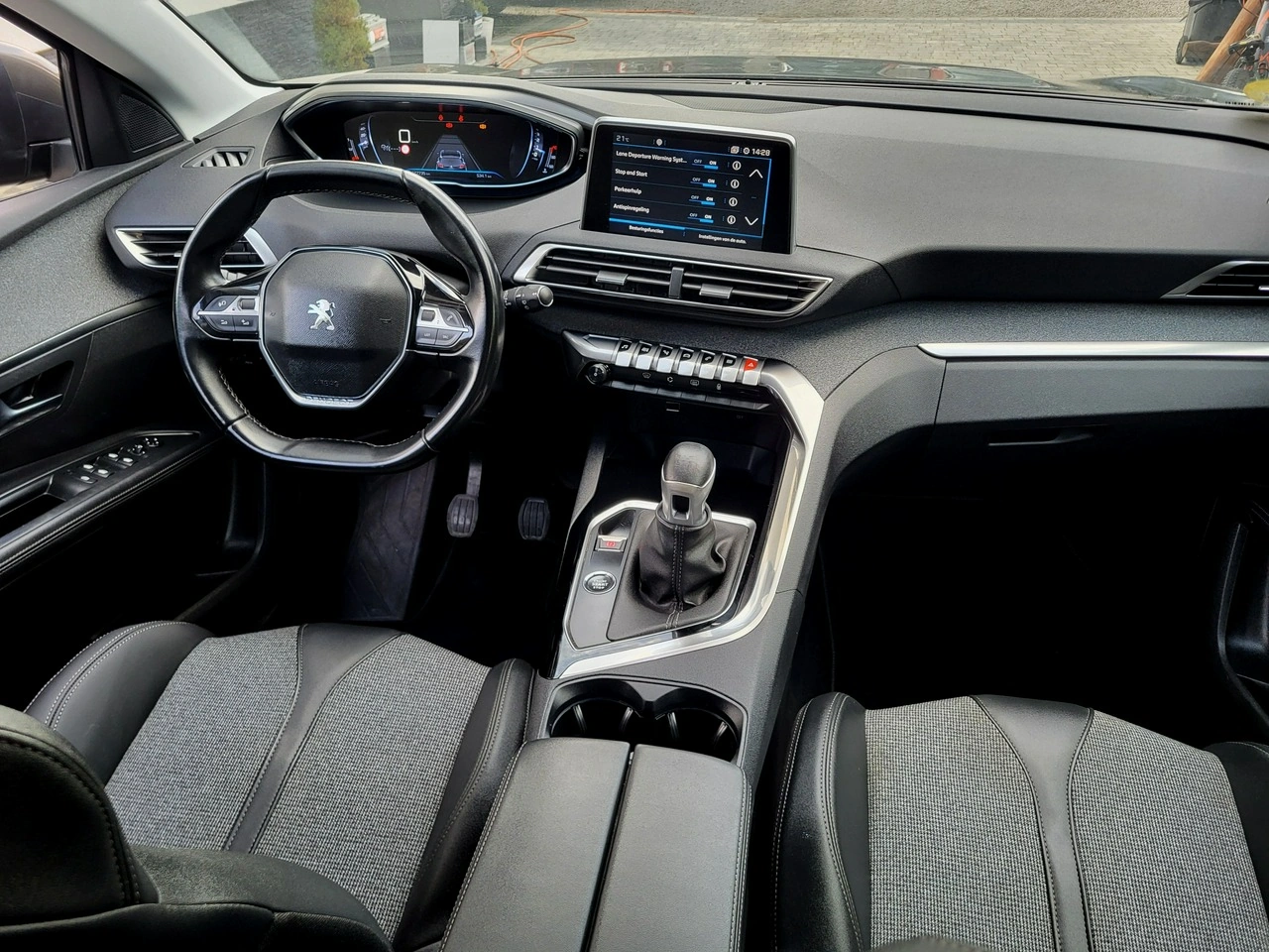 Peugeot 5008 - Zdjęcie 16