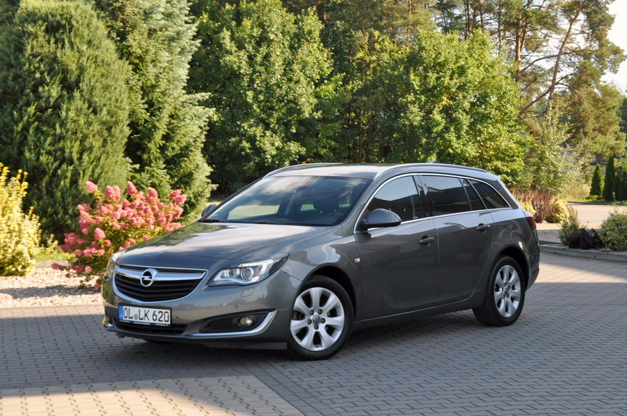 Opel Insignia Sports Tourer - Zdjęcie 9