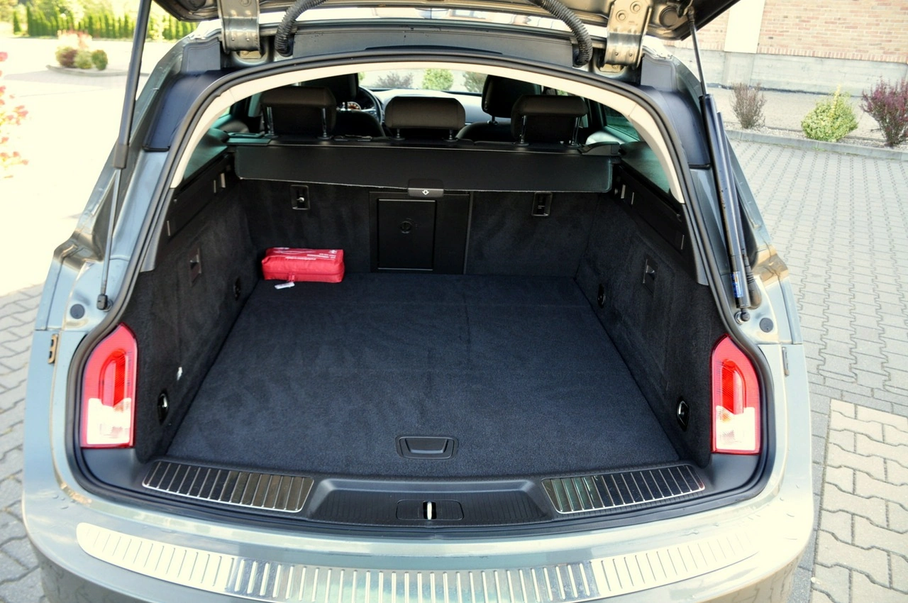 Opel Insignia Sports Tourer - Zdjęcie 37