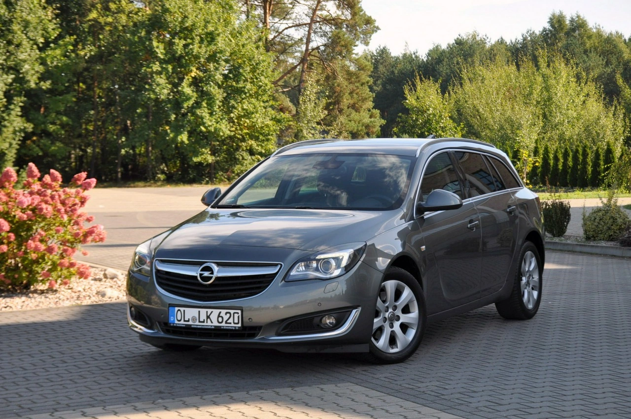 Opel Insignia Sports Tourer - Zdjęcie 8