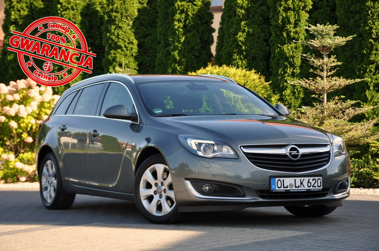 Opel Insignia Sports Tourer - Główne zdjęcie
