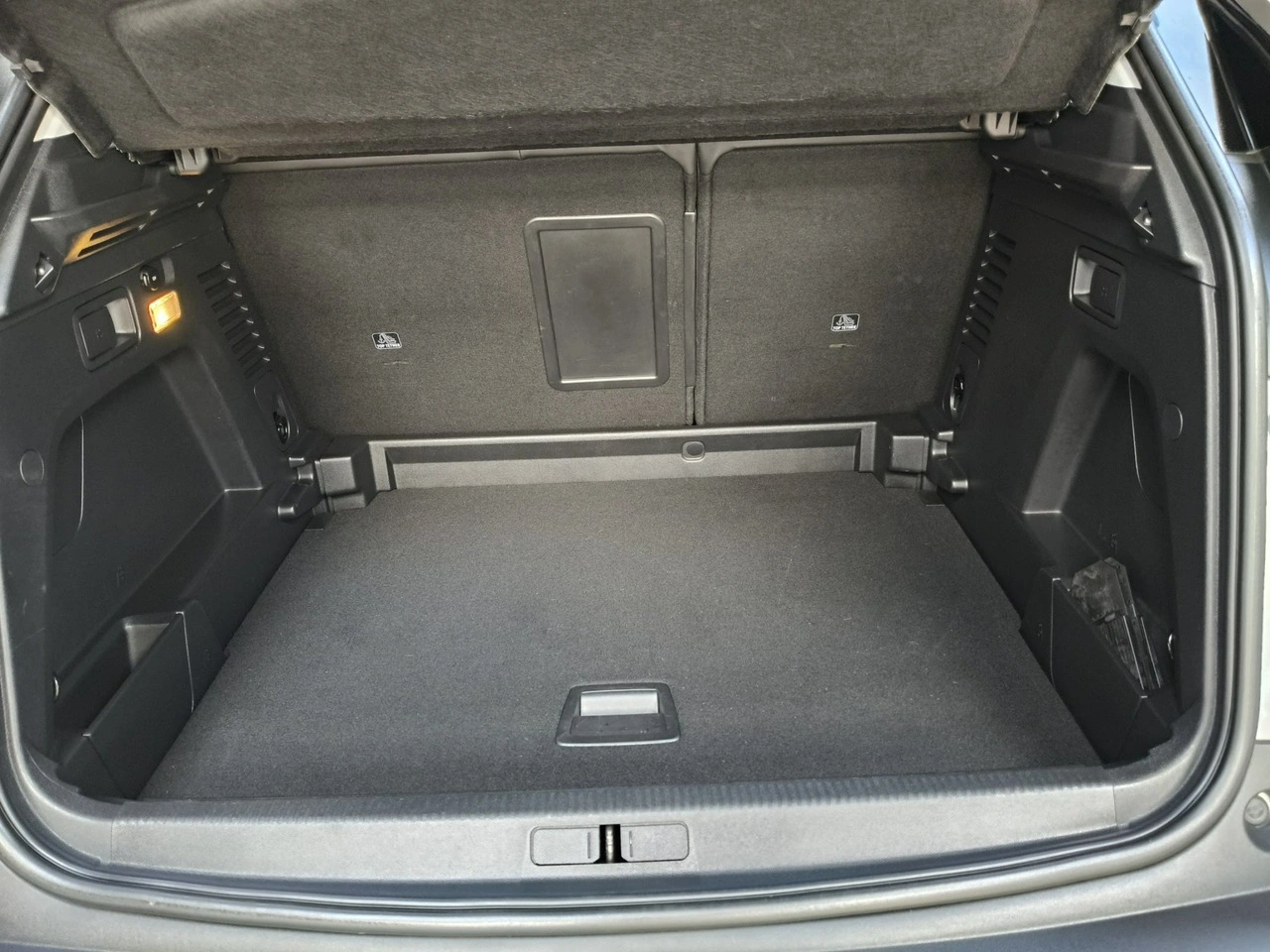 Peugeot 3008 - Zdjęcie 18