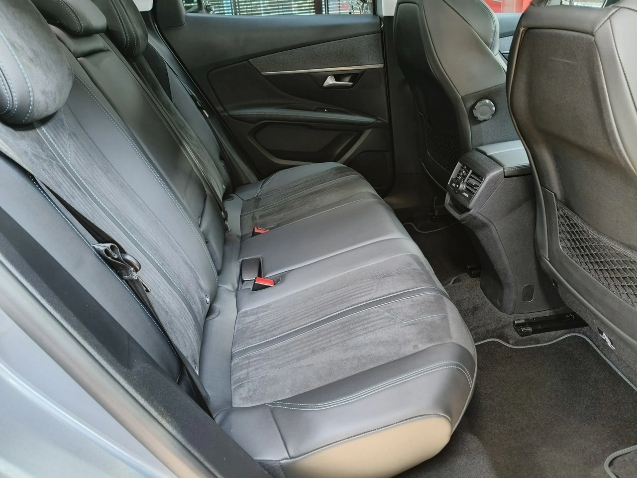 Peugeot 3008 - Zdjęcie 23