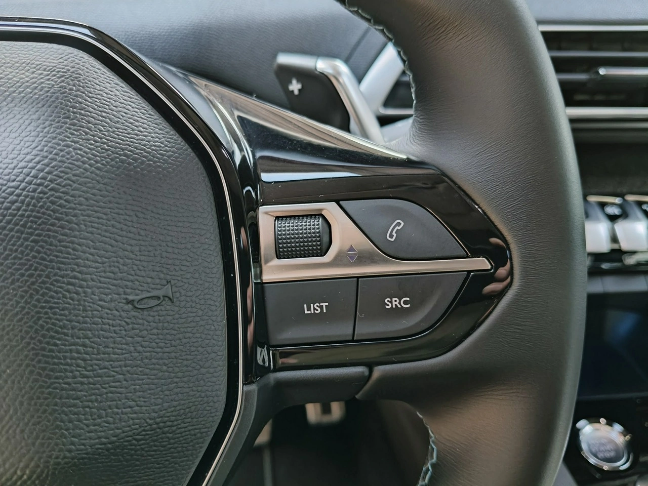 Peugeot 3008 - Zdjęcie 34