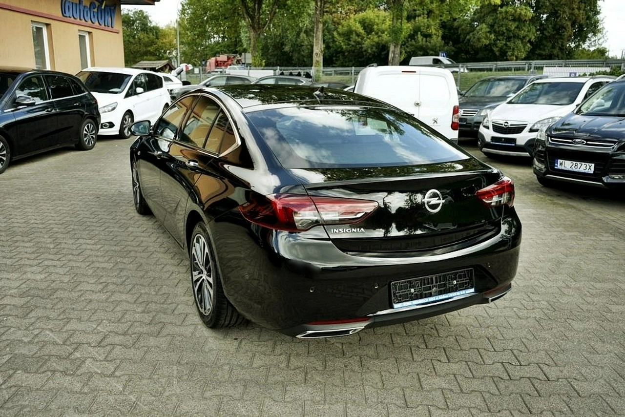 Opel Insignia Grand Sport - Zdjęcie 4