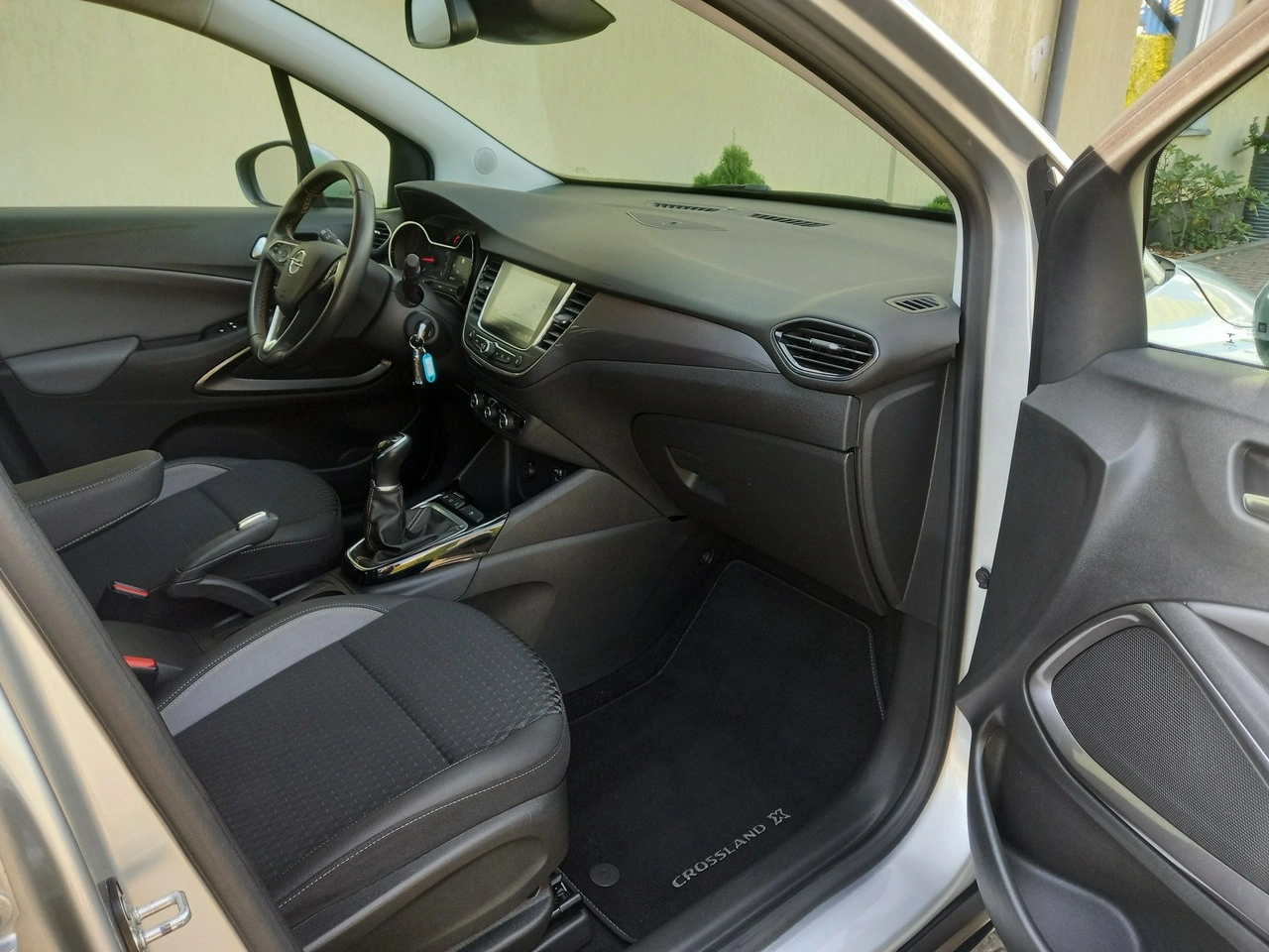 Opel Crossland X - Zdjęcie 20