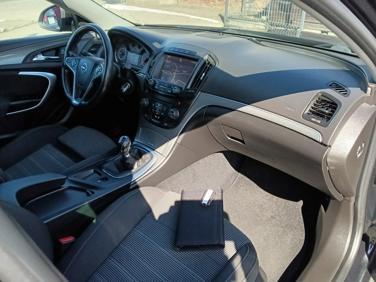 Opel Insignia - Zdjęcie 6