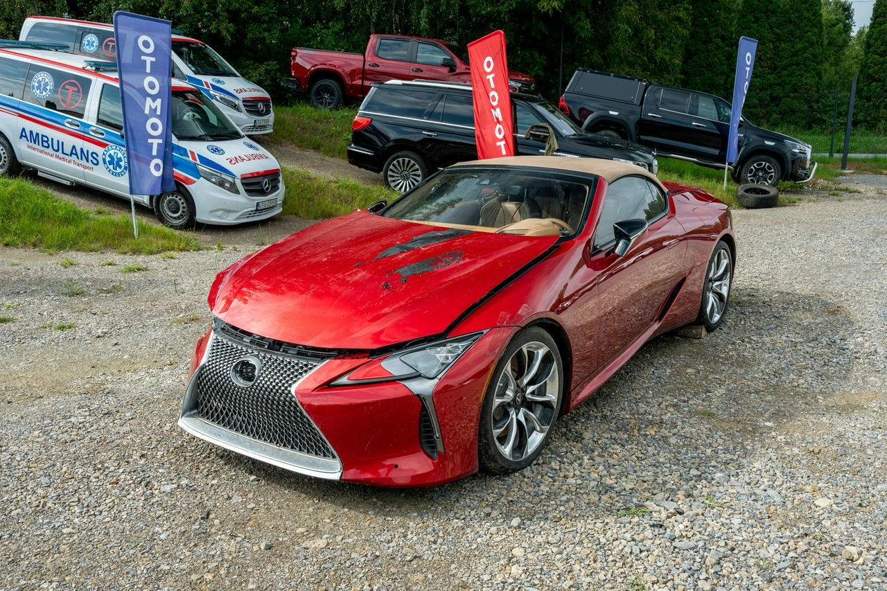 Lexus LC - Zdjęcie 18