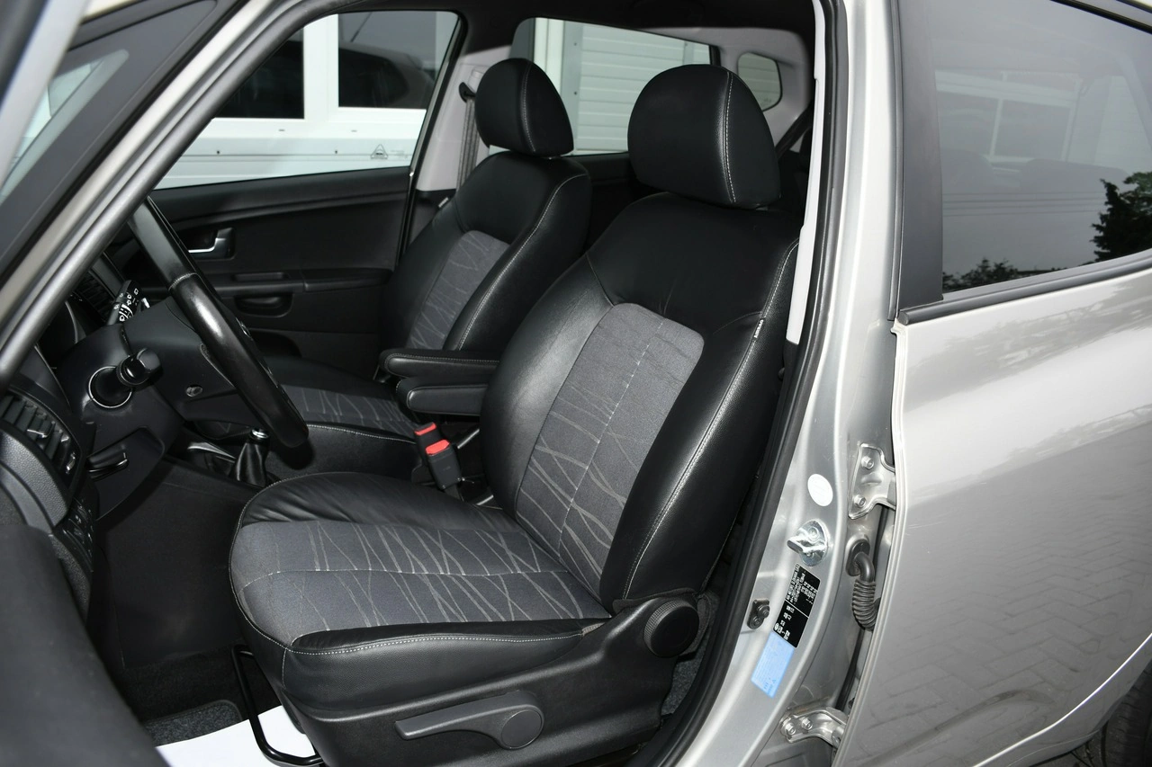 Kia Venga - Zdjęcie 19