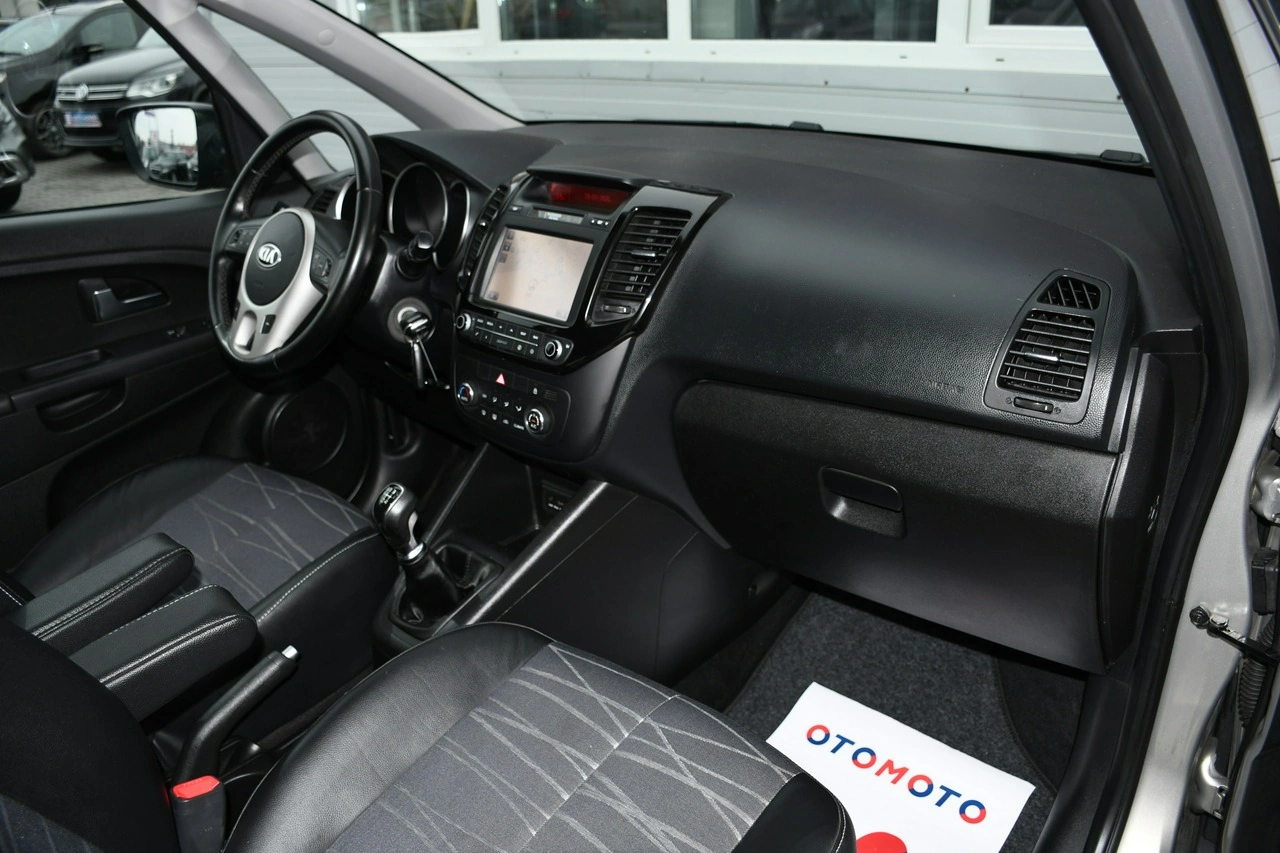 Kia Venga - Zdjęcie 26