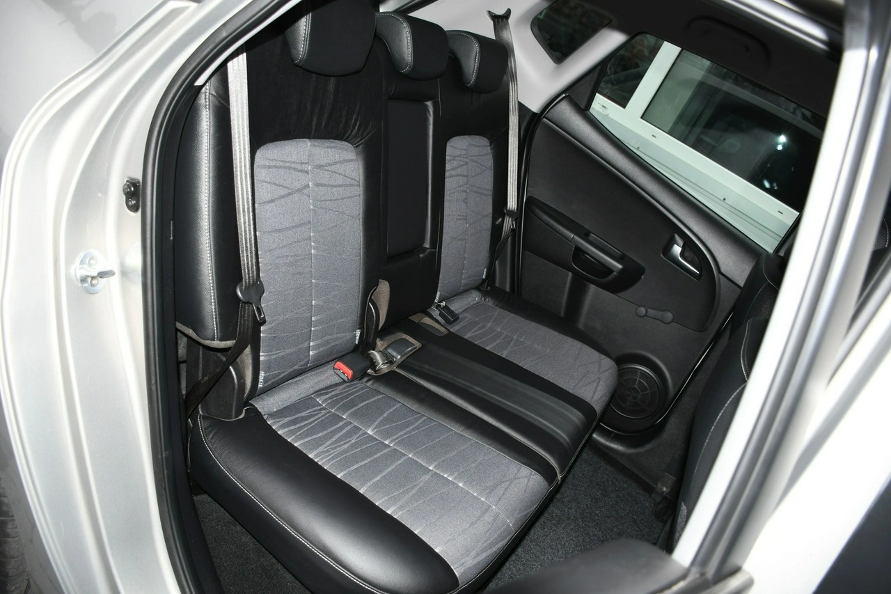 Kia Venga - Zdjęcie 29
