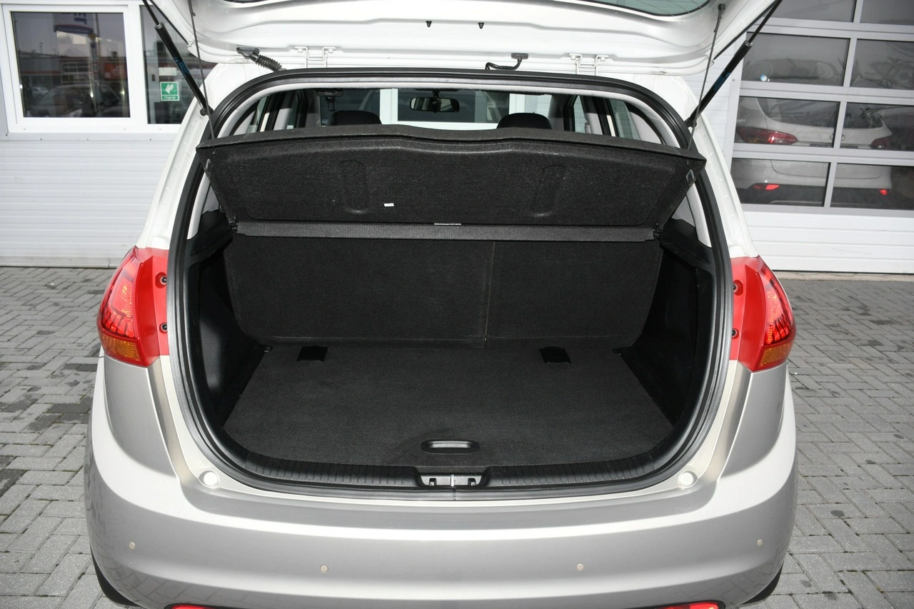 Kia Venga - Zdjęcie 36