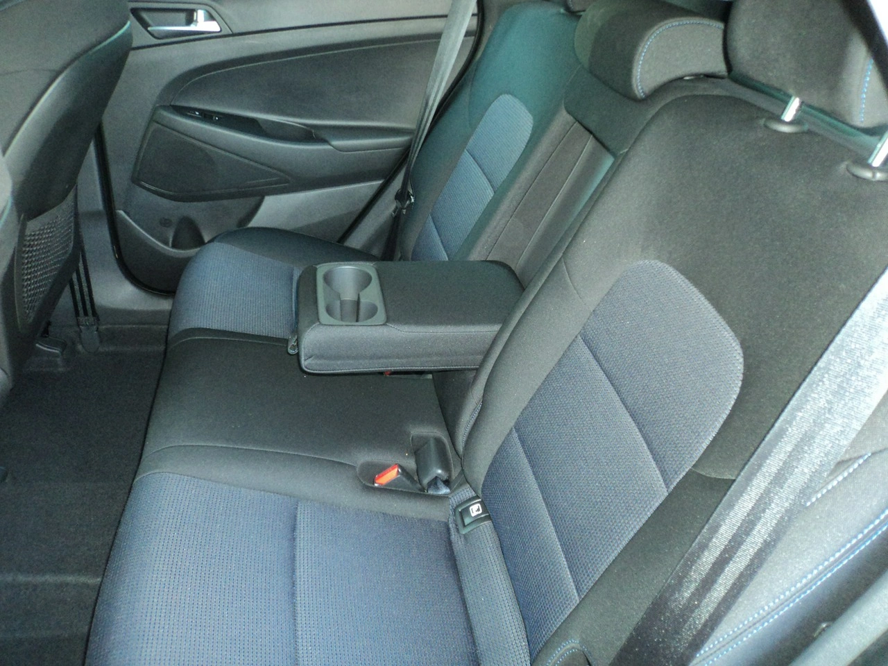 Hyundai Tucson - Zdjęcie 9