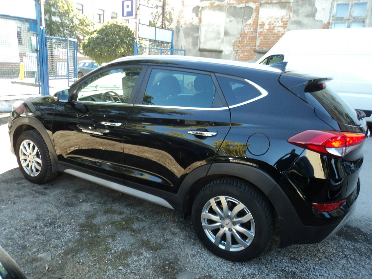 Hyundai Tucson - Zdjęcie 6