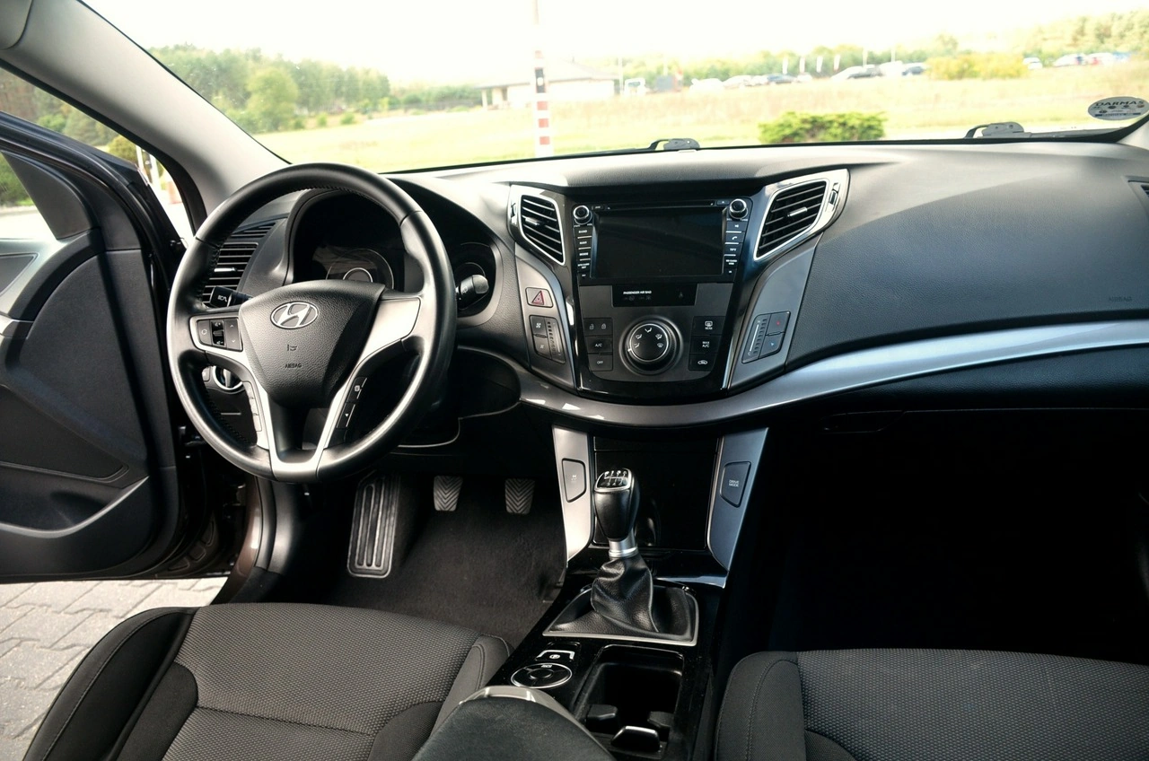Hyundai i40 - Zdjęcie 15