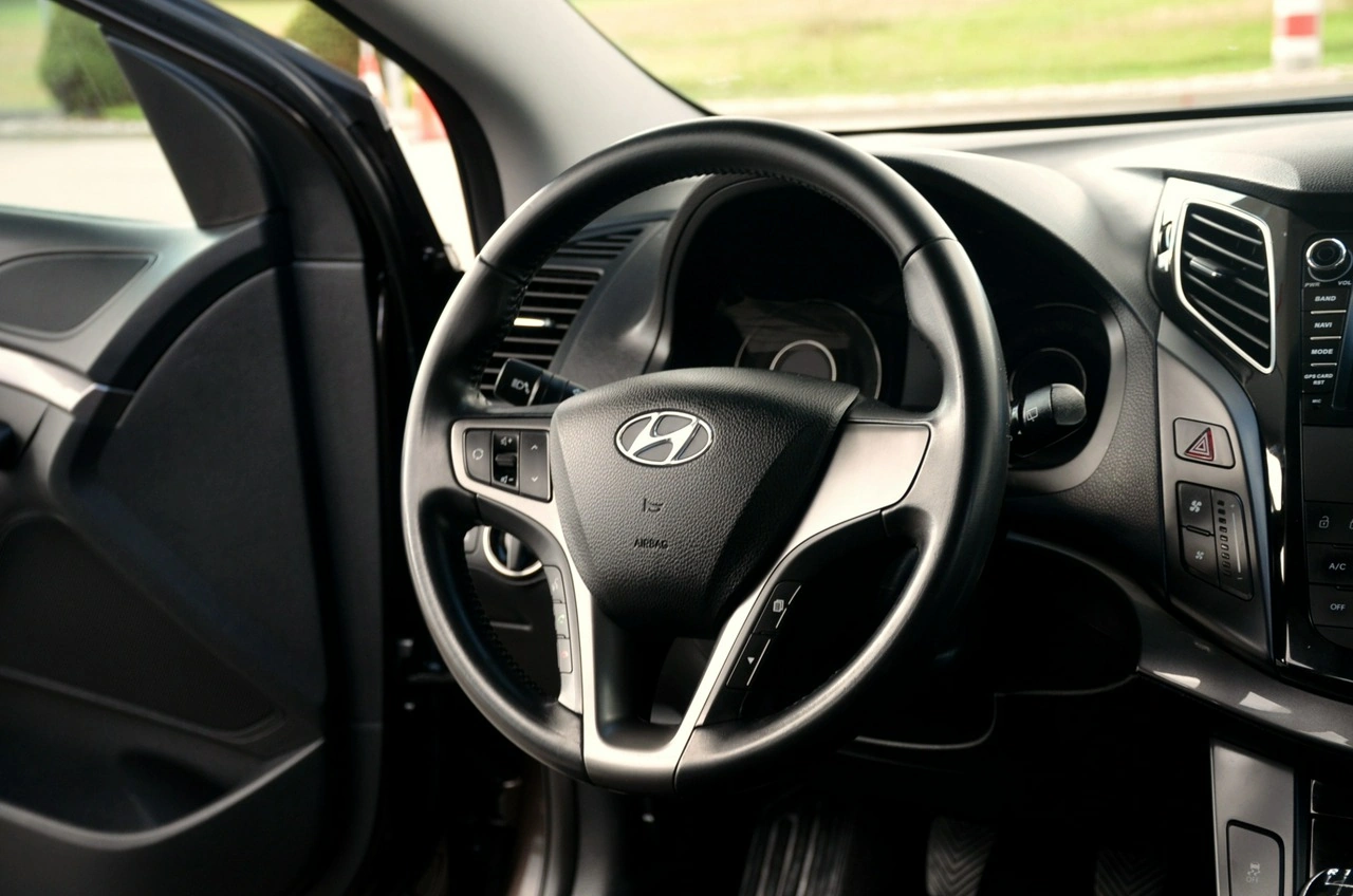 Hyundai i40 - Zdjęcie 16