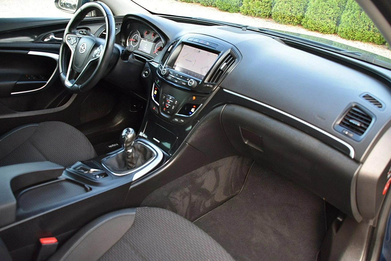 Opel Insignia - Zdjęcie 10