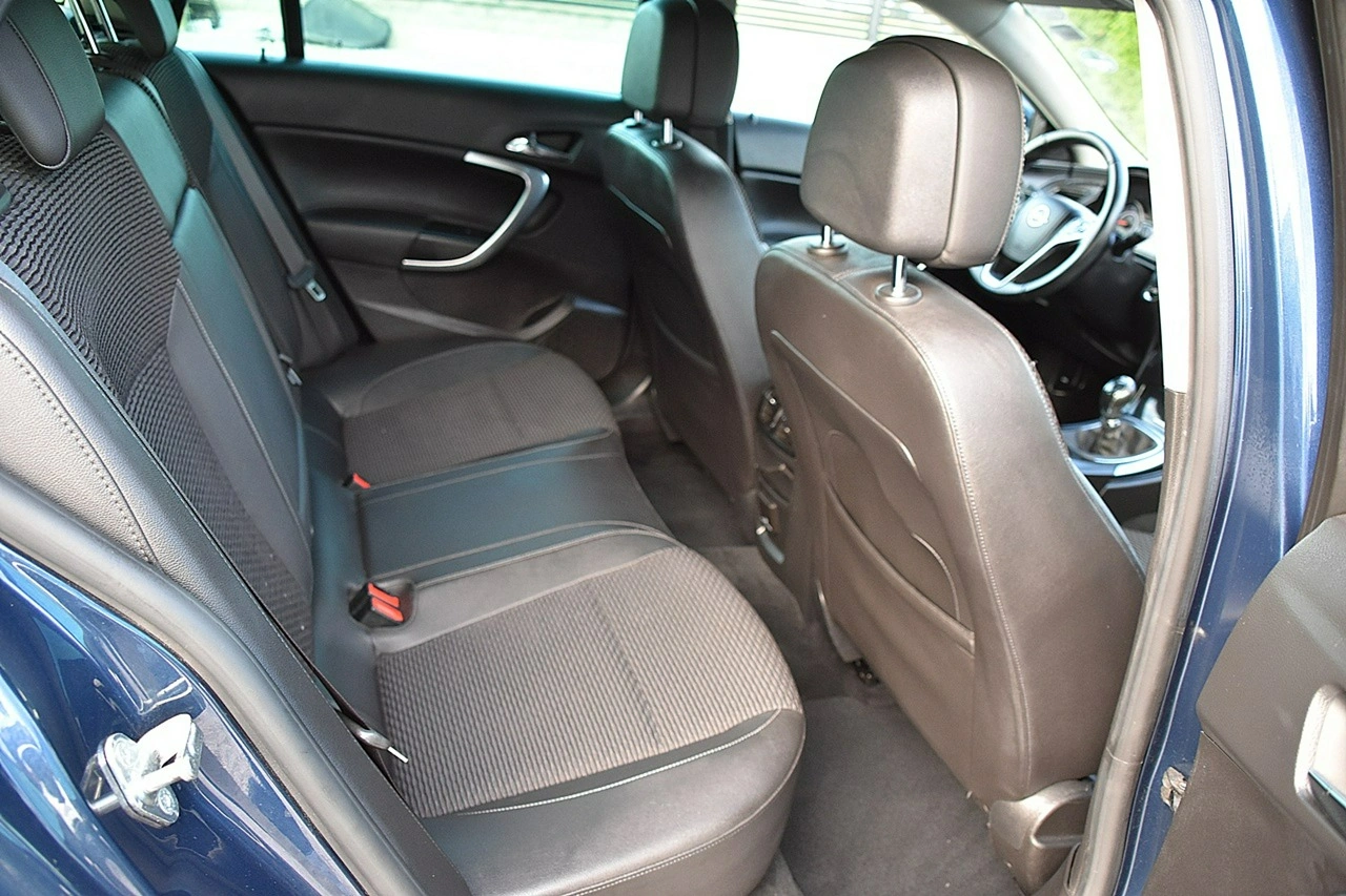 Opel Insignia - Zdjęcie 11