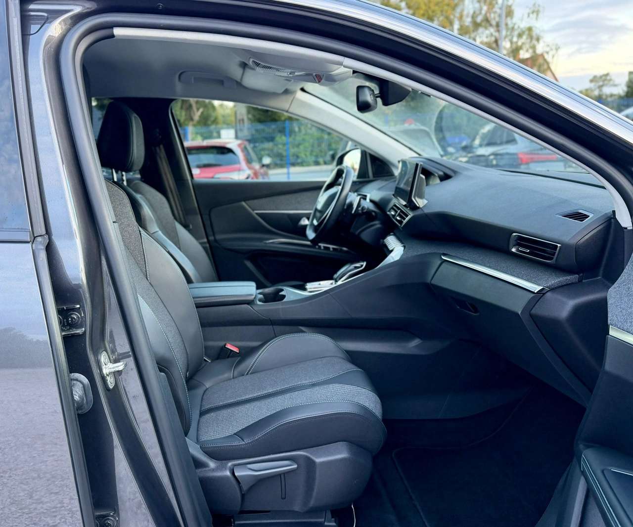 Peugeot 3008 - Zdjęcie 11