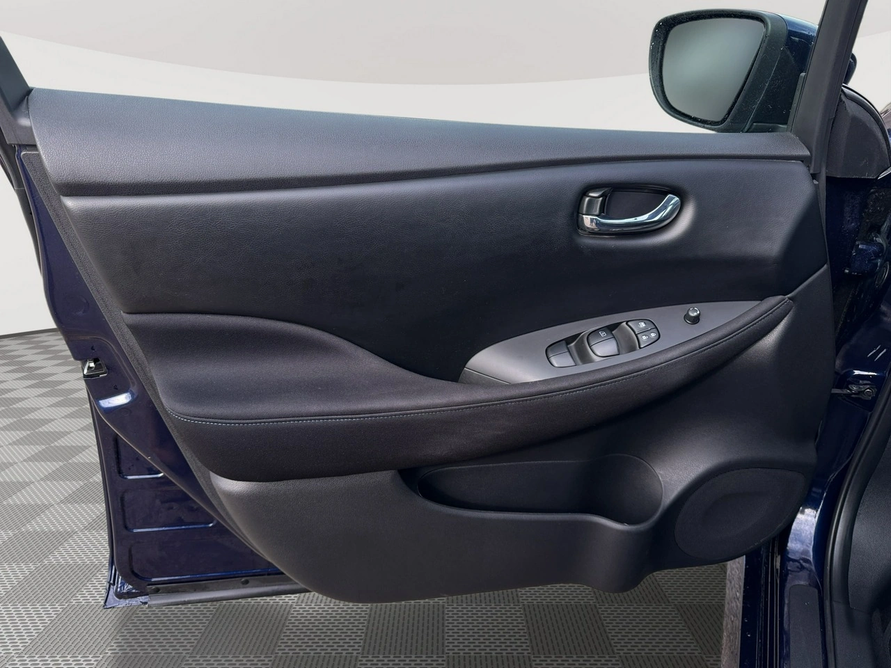 Nissan Leaf - Zdjęcie 9