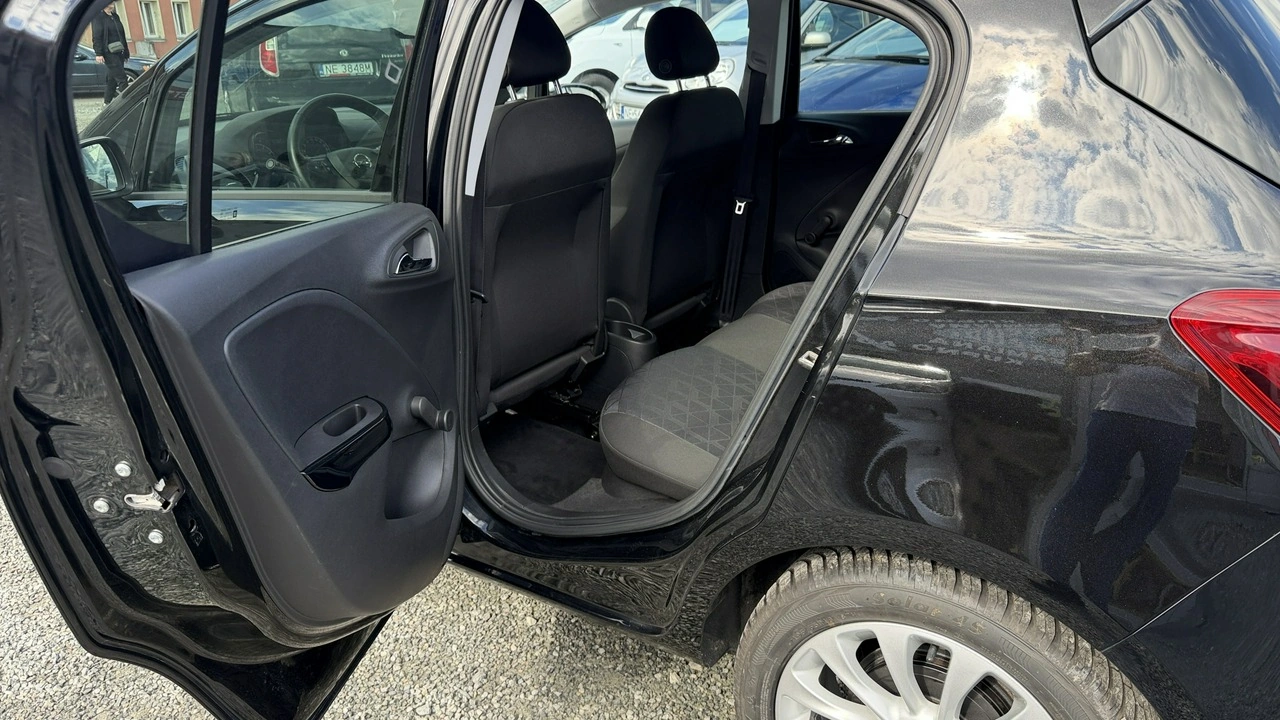 Opel Corsa - Zdjęcie 24