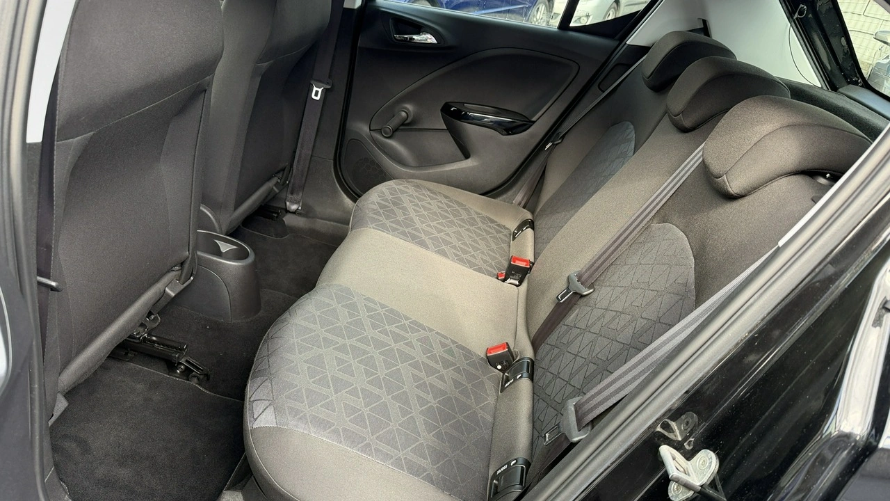 Opel Corsa - Zdjęcie 25