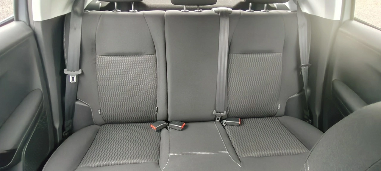 Peugeot 208 - Zdjęcie 13