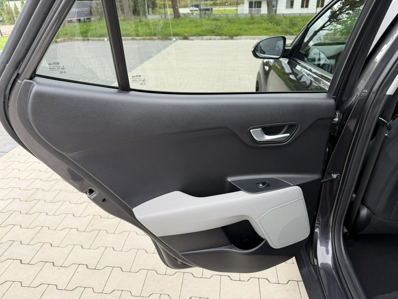 Kia Stonic - Zdjęcie 29