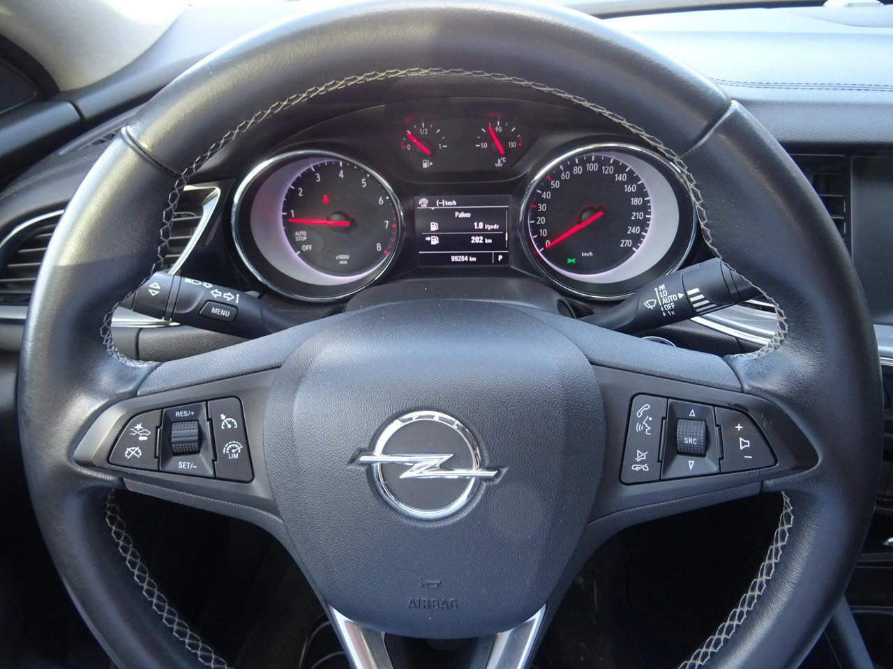 Opel Insignia Grand Sport - Zdjęcie 14
