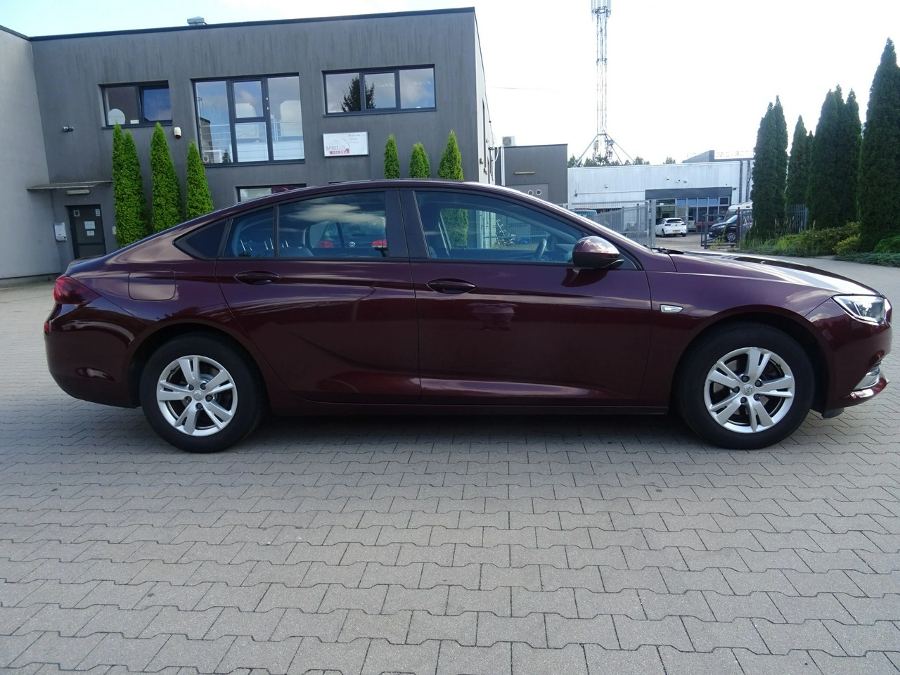 Opel Insignia Grand Sport - Zdjęcie 4