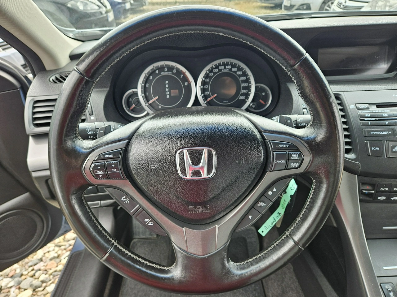 Honda Accord - Zdjęcie 13