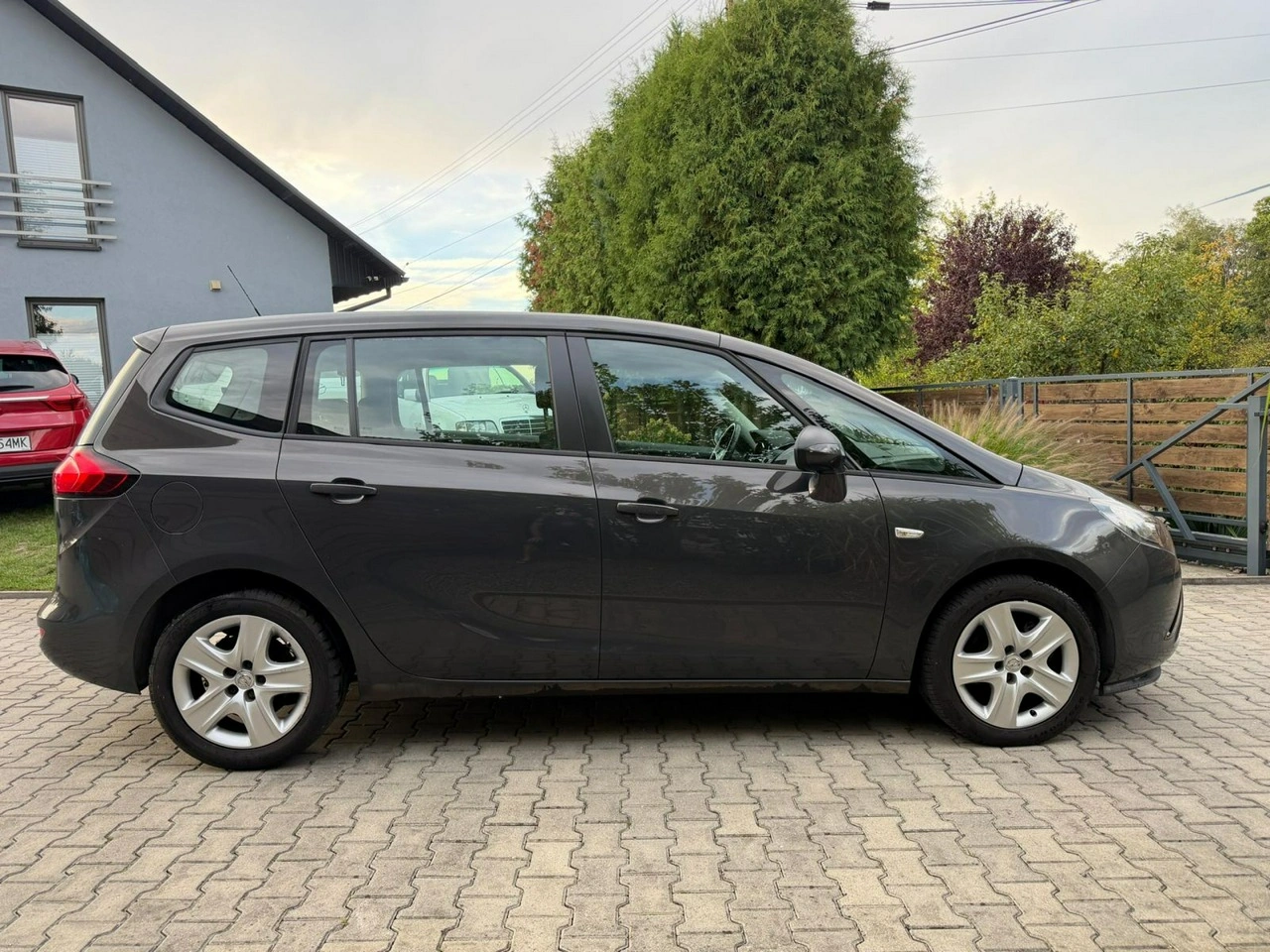 Opel Zafira - Zdjęcie 3
