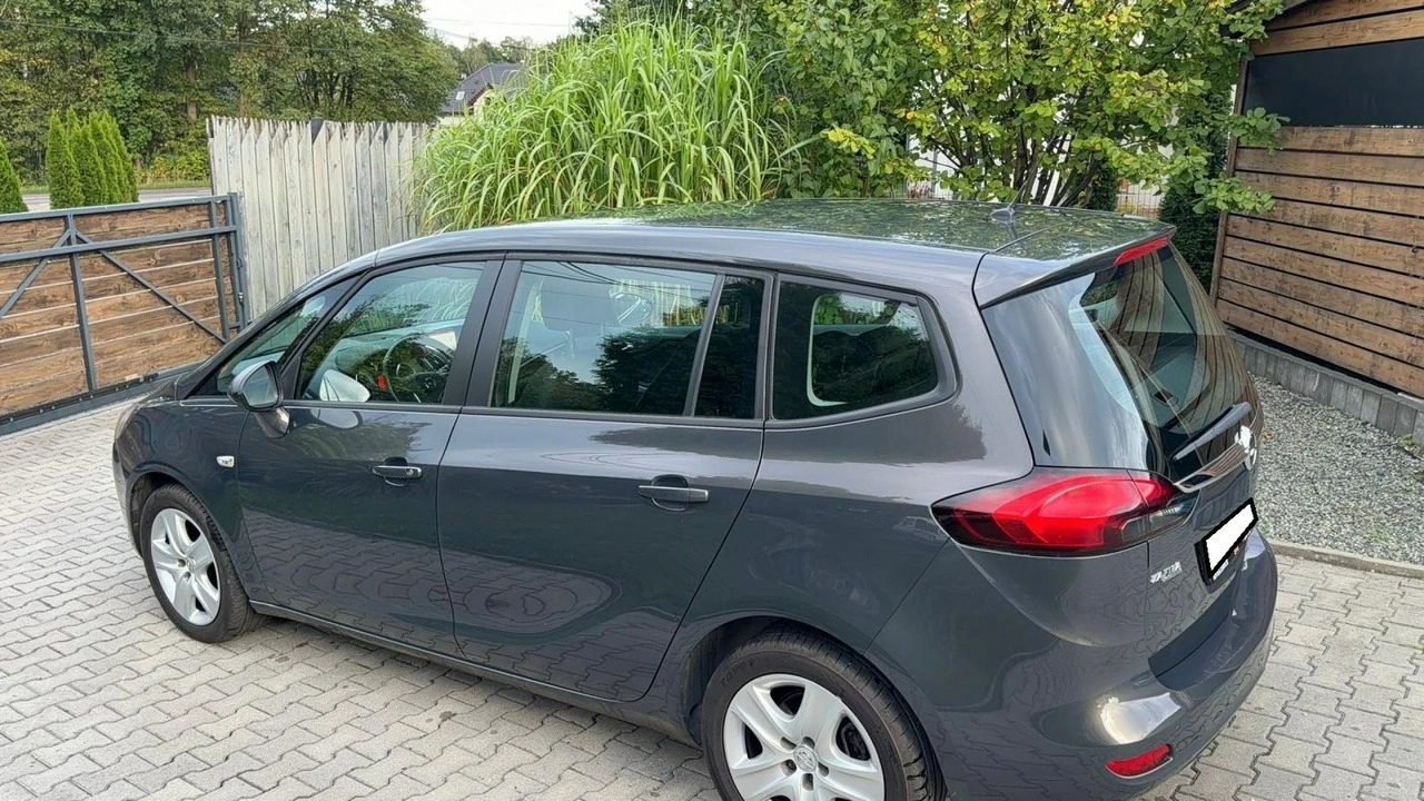 Opel Zafira - Zdjęcie 5