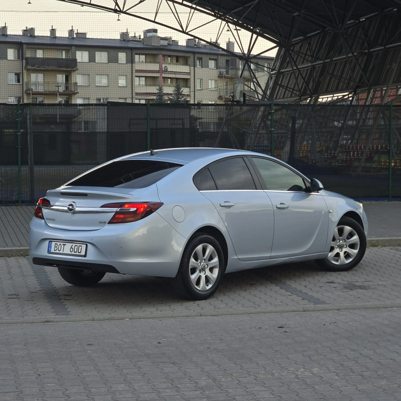 Opel Insignia - Zdjęcie 16