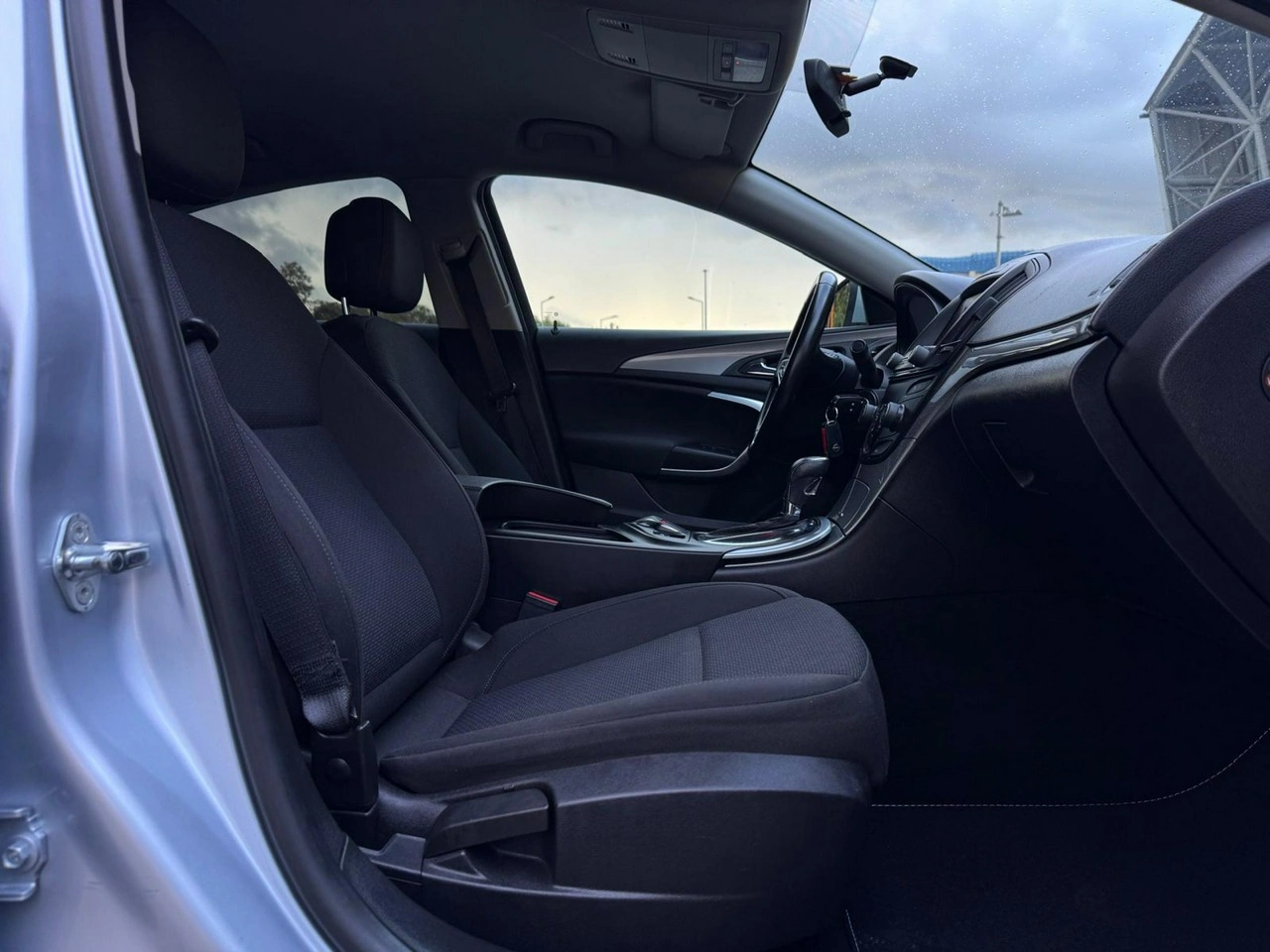 Opel Insignia - Zdjęcie 23