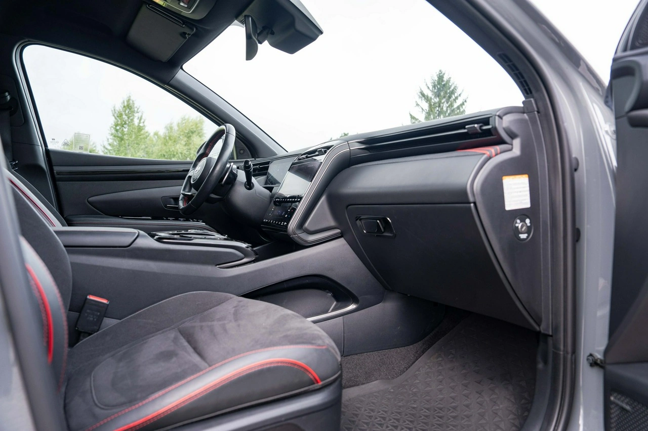 Hyundai Tucson - Zdjęcie 24