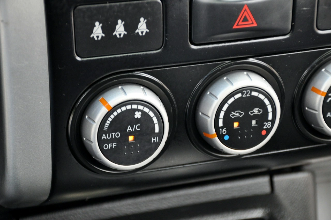 Nissan X-Trail - Zdjęcie 32