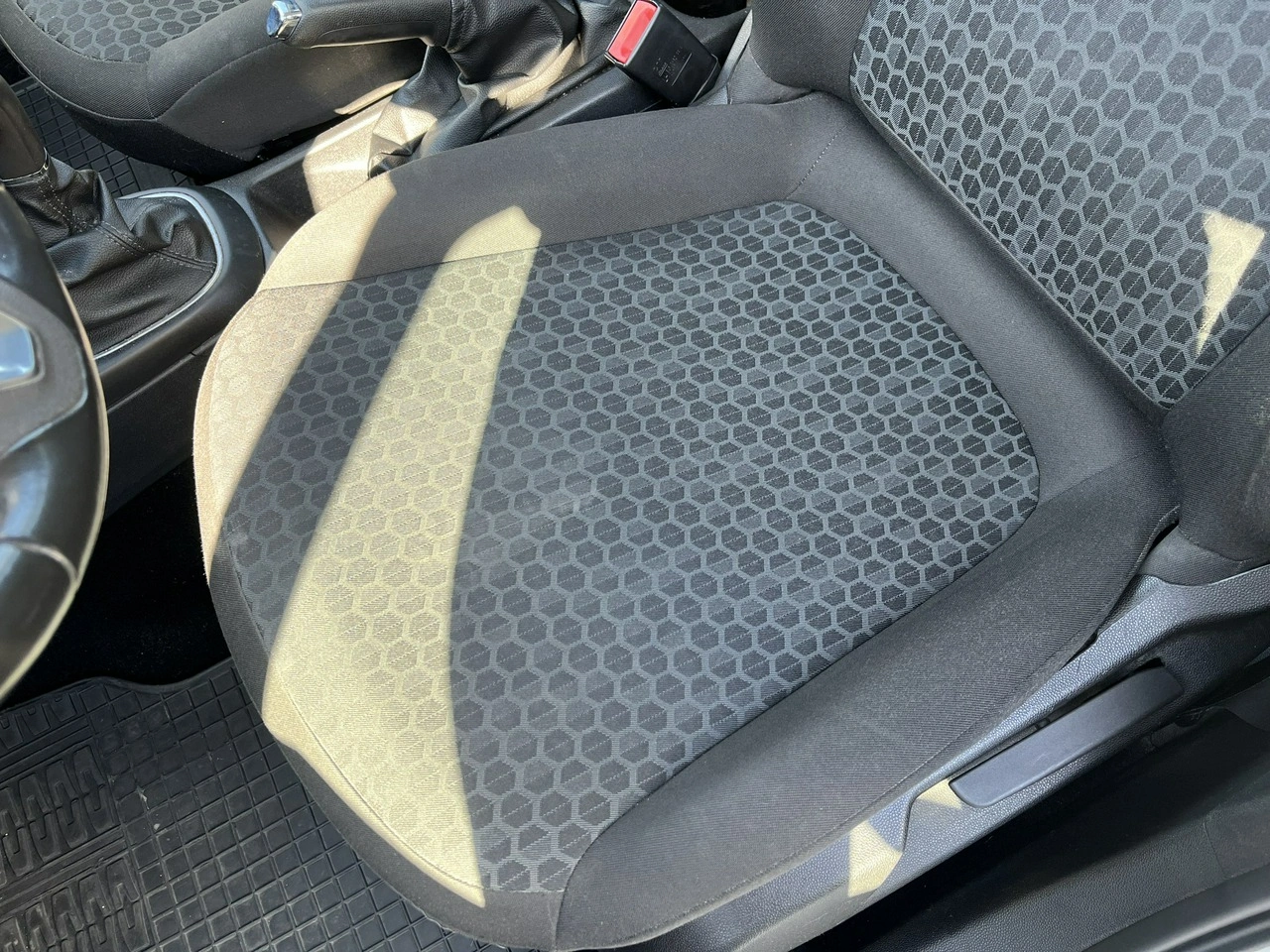 Opel Corsa - Zdjęcie 10